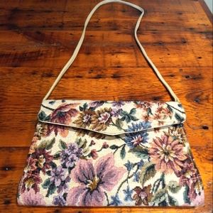 Small vintage purse
